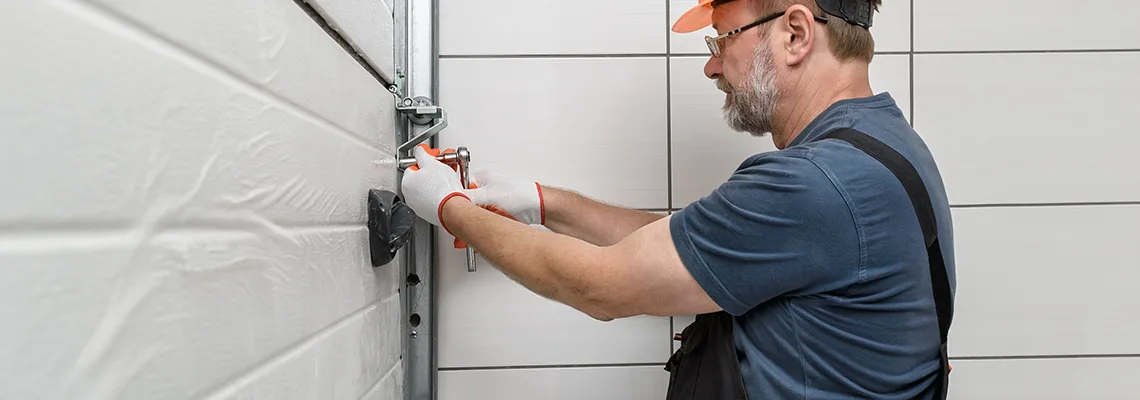 Weatherproof Insulated Garage Door Service in Evanston, IL